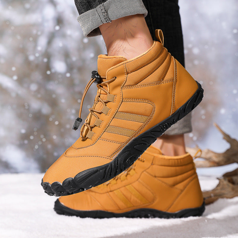 Non-slip and wear-resistant hiking shoes